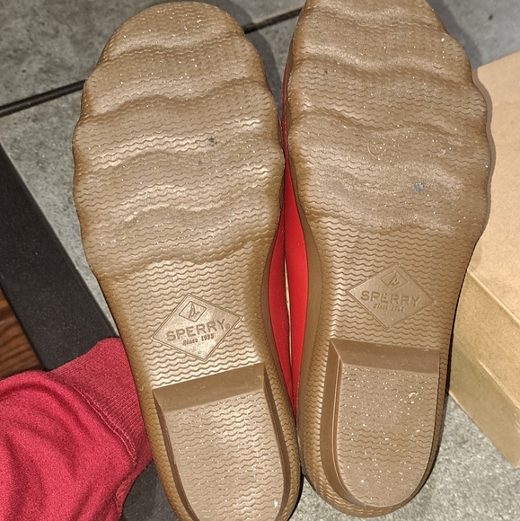 Sperry Rain Boots - Picture 3 of 8
